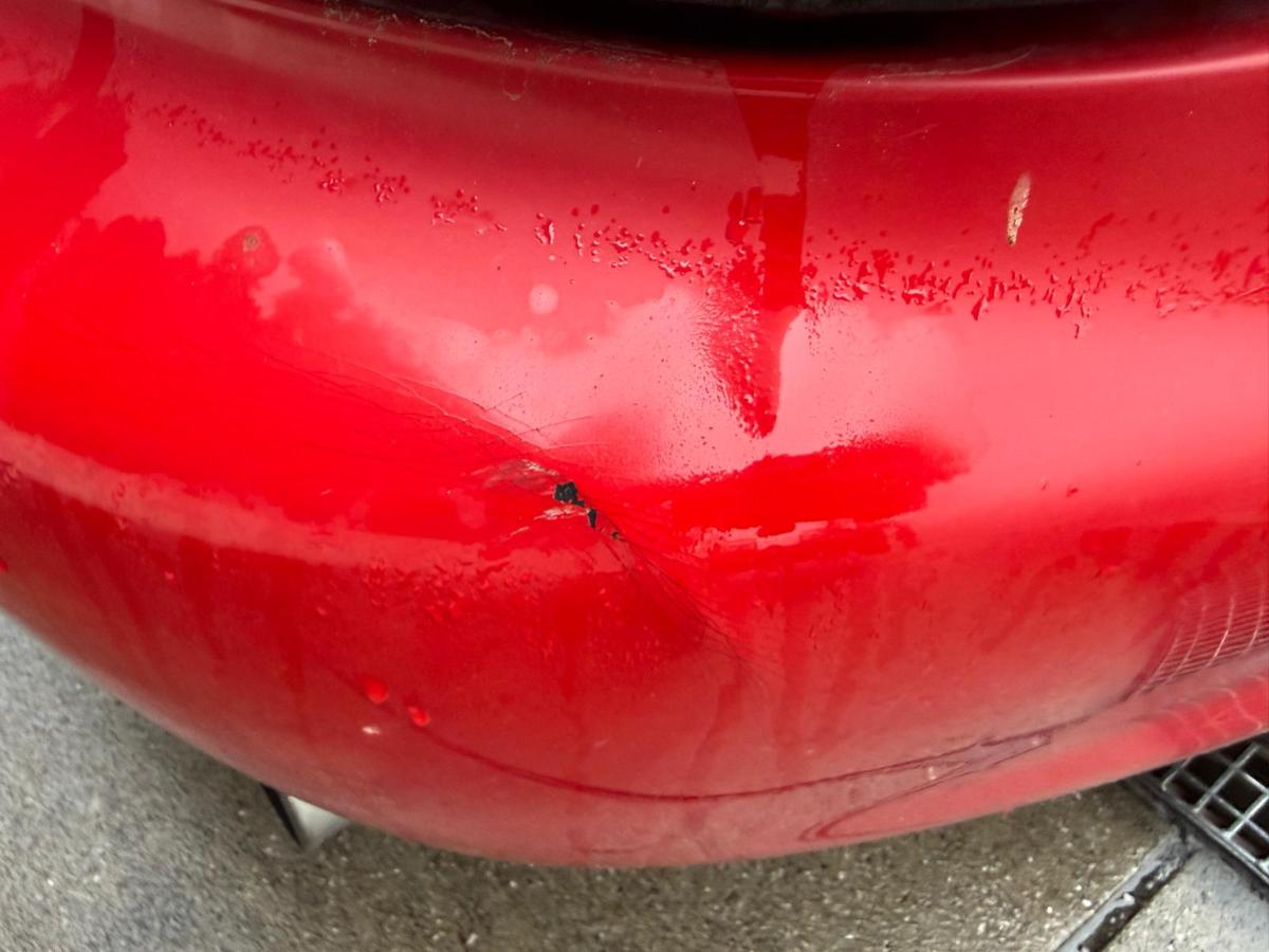 Mazda MX-5 NB original Stoßstange Stoßfänger hinten rot BJ98